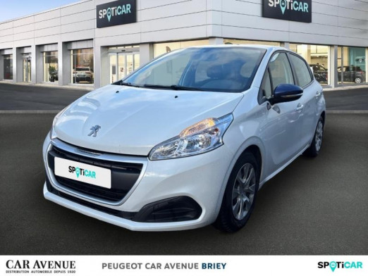Occasion PEUGEOT 208 1.2 PureTech 68ch E6.c Like 5p 2019 Blanc Banquise 7 990 € à Briey