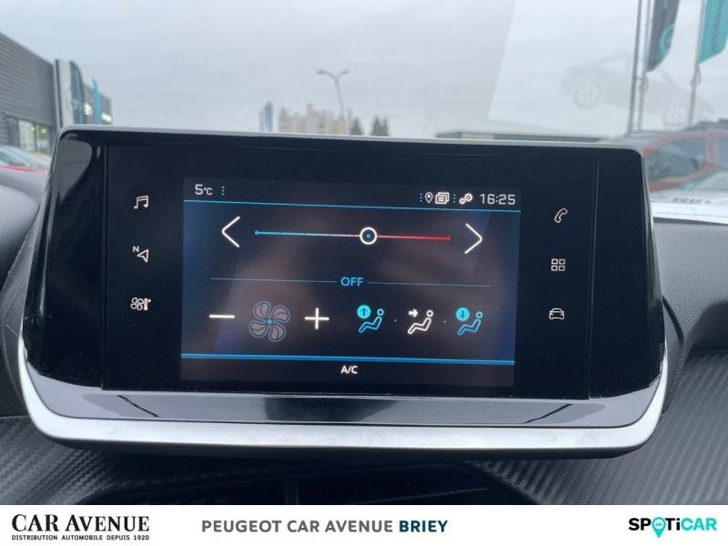 Occasion PEUGEOT 208 1.2 PureTech 75ch S&S Style 2023 Blanc Banquise (O) 12990 € à Briey