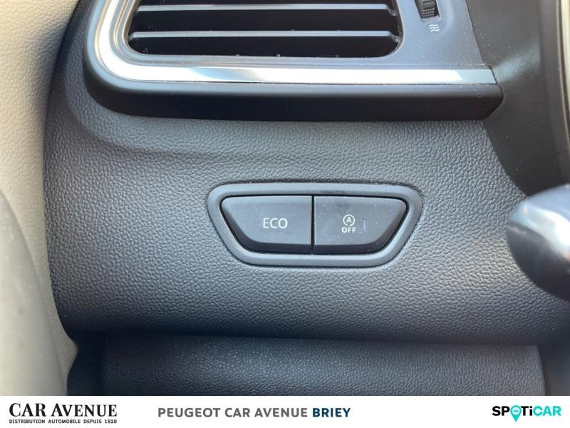 Occasion RENAULT Kadjar 1.5 Blue dCi 115ch Team Rugby 2020 Blanc nacré 15690 € à Briey