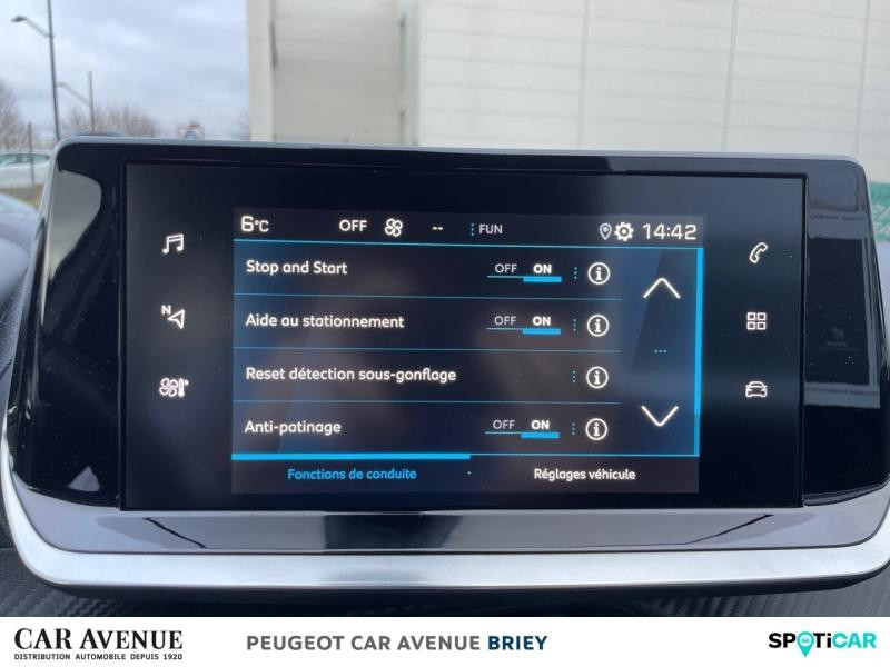 Occasion PEUGEOT 2008 1.2 PureTech 100ch S&S Style 2022 Blanc banquise (O) 14990 € à Briey