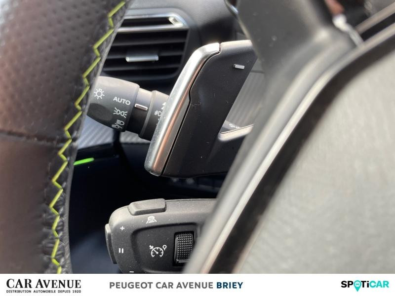 Used PEUGEOT 2008 1.2 PureTech 130ch S&S GT Pack EAT8 2021 Blanc Nacré (N) € 17990 in Briey