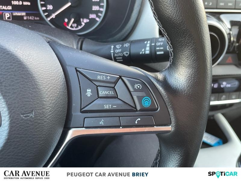 Occasion NISSAN Juke 1.6 Hybrid 143ch N-Design 2023.5 2024 Blanc Lunaire+Toit Noir Métallisé 23490 € à Briey