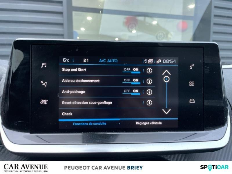 Occasion PEUGEOT 2008 1.2 PureTech 100ch S&S Allure 2021 Orange 13990 € à Briey