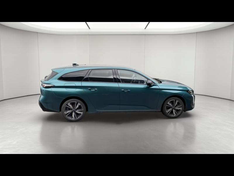 Used PEUGEOT 308 SW 1.2 PureTech 130ch S&S Allure EAT8 2022 Bleu Avatar (M) € 17990 in Briey