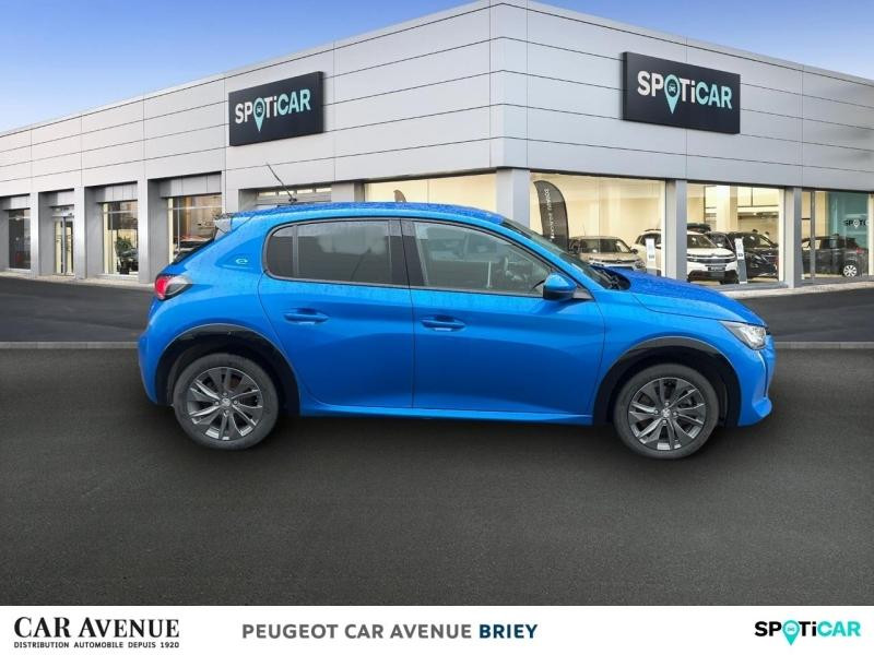 Used PEUGEOT 208 e-208 136ch Allure 2021 Bleu Vertigo (V) € 13990 in Briey