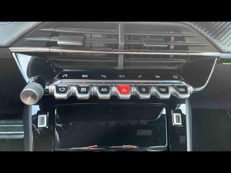 Occasion PEUGEOT 2008 1.2 PureTech 130ch S&S GT Line EAT8 7cv 2020 Bleu Vertigo (S) 16790 € à Briey