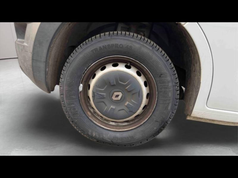 Used RENAULT Master Fg F3300 L2H2 2.3 dCi 110ch Confort - 10 825 € HT 2015 Blanc Glacier € 12990 in Briey