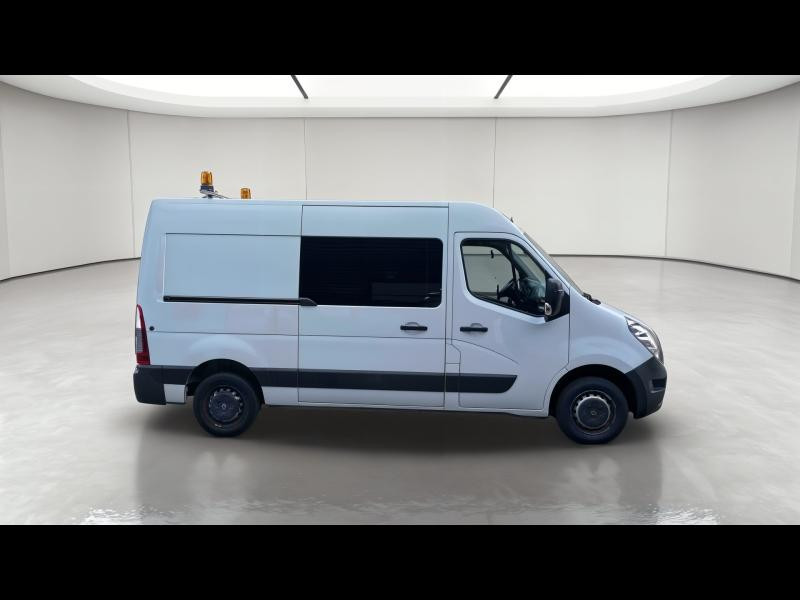 Used RENAULT Master Fg F3300 L2H2 2.3 dCi 110ch Confort - 10 825 € HT 2015 Blanc Glacier € 12990 in Briey
