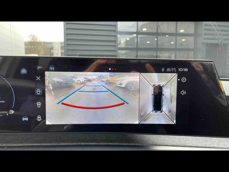 Used PEUGEOT 3008 1.2 Hybrid 136ch GT e-DCS6 2024 Blanc Okénite (M) € 32990 in Briey