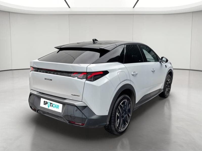 Used PEUGEOT 3008 1.2 Hybrid 136ch GT e-DCS6 2024 Blanc Okénite (M) € 32990 in Briey