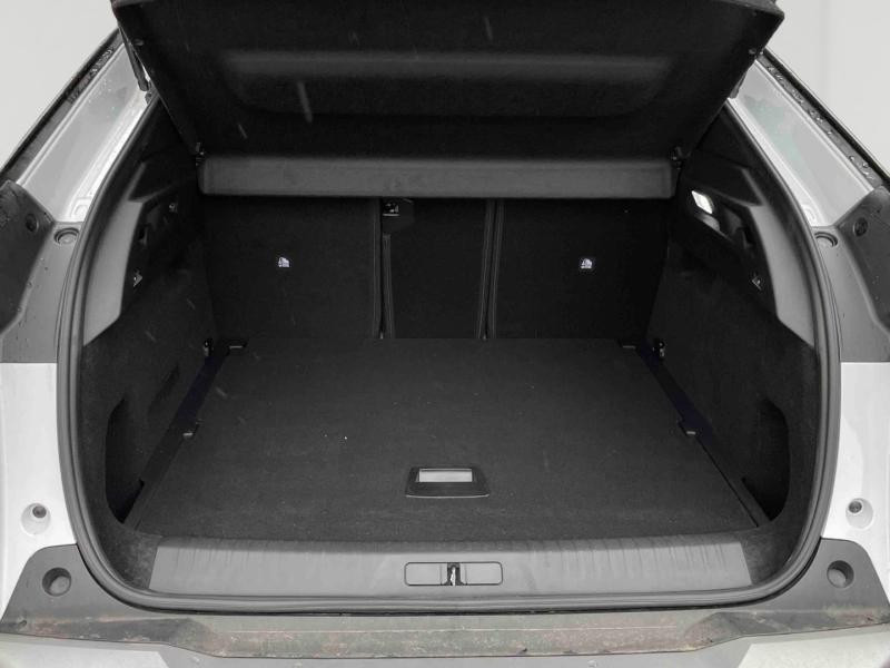 Used PEUGEOT 3008 Electrique 230ch Batterie 97 kWh Allure 2025 Blanc Okénite (M) € 45980 in Briey