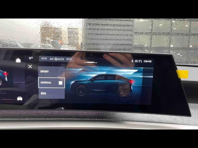 Used PEUGEOT 3008 Electrique 230ch Batterie 97 kWh Allure 2025 Blanc Okénite (M) € 45980 in Briey