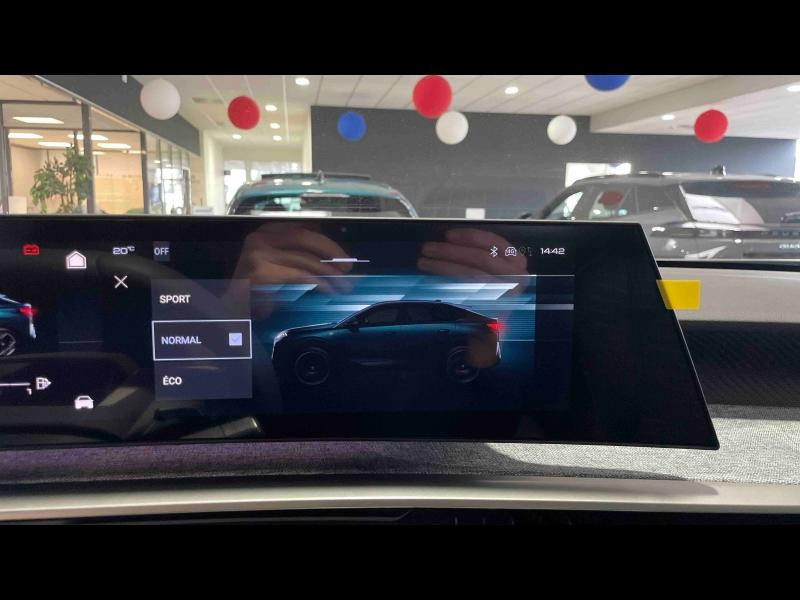 Used PEUGEOT 3008 1.2 Hybrid 145ch Allure e-DCS6 2026 Blanc Okénite (M) € 38190 in Briey