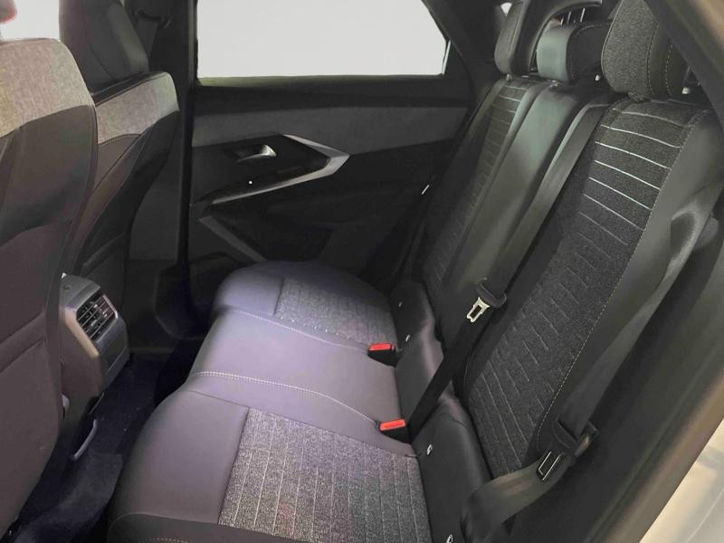 Used PEUGEOT 3008 1.2 Hybrid 145ch Allure e-DCS6 2026 Blanc Okénite (M) € 38190 in Briey