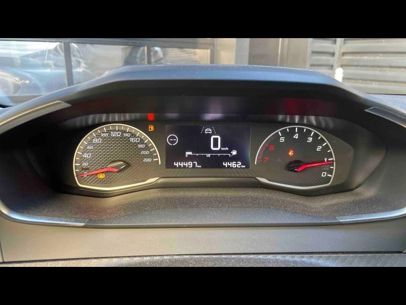 Used PEUGEOT 208 1.2 PureTech 75ch S&S Like 2022 2022 Gris Artense (M) € 10990 in Briey