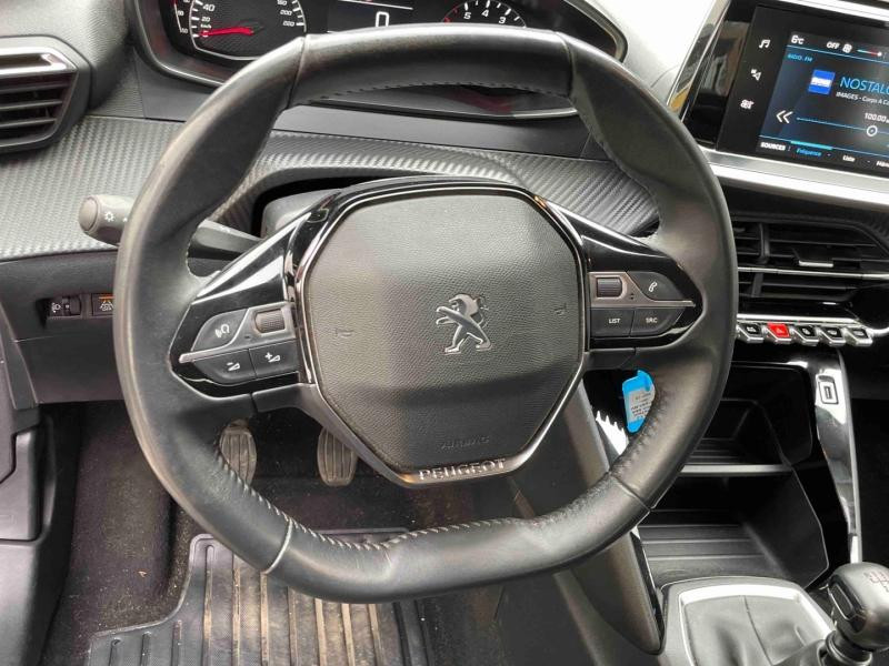 Used PEUGEOT 208 1.2 PureTech 100ch S&S Style 2022 Gris Platinium (M) € 12490 in Briey