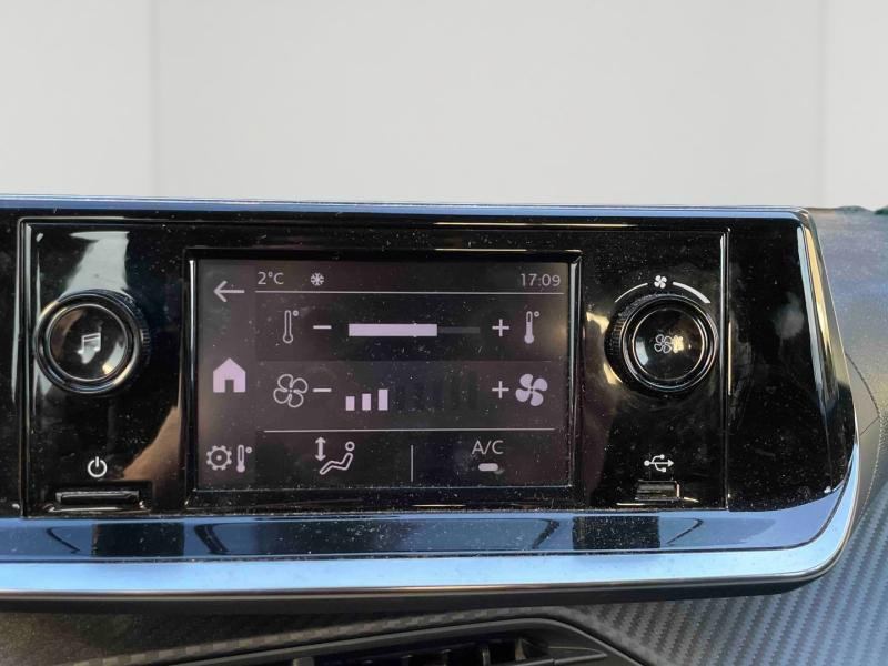 Used PEUGEOT 208 1.2 PureTech 75ch S&S Like 2022 2022 Gris Artense (M) € 10990 in Briey