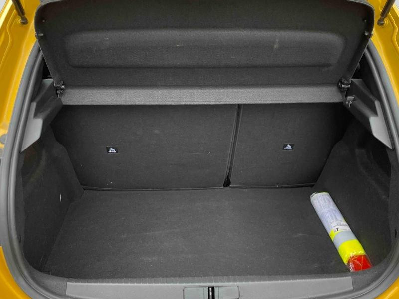 Used PEUGEOT 208 1.2 PureTech 100ch S&S Allure 2022 Jaune € 14490 in Briey