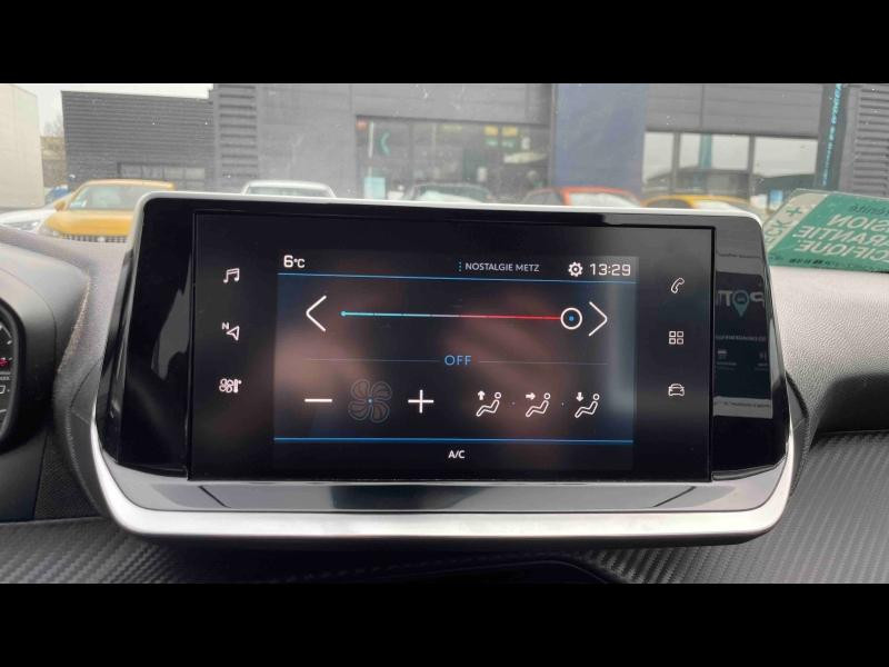 Used PEUGEOT 208 1.2 PureTech 100ch S&S Style 2022 Gris Platinium (M) € 12490 in Briey