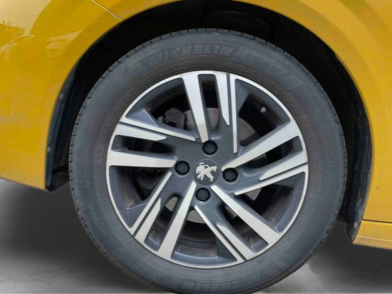 Used PEUGEOT 208 1.2 PureTech 100ch S&S Allure 2022 Jaune € 14490 in Briey