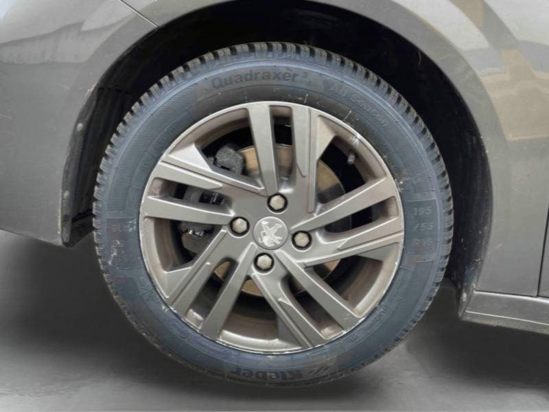 Used PEUGEOT 208 1.2 PureTech 100ch S&S Style 2022 Gris Platinium (M) € 12490 in Briey