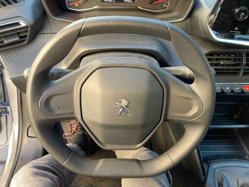 Used PEUGEOT 208 1.2 PureTech 75ch S&S Like 2022 2022 Gris Artense (M) € 10990 in Briey