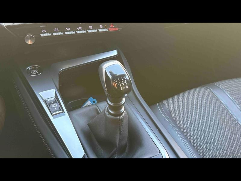 Occasion PEUGEOT 308 1.2 PureTech 130ch S&S Allure Pack 2022 Bleu Vertigo (S) 15490 € à Briey