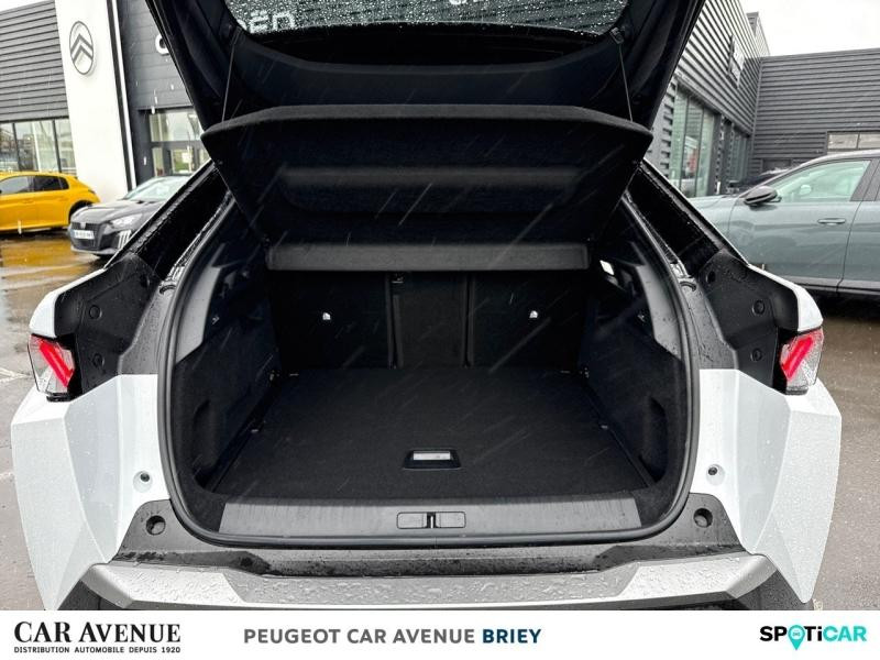 Occasion PEUGEOT 3008 1.2 Hybrid 145ch GT e-DCS6 2025 Blanc Okénite (M) 39950 € à Briey