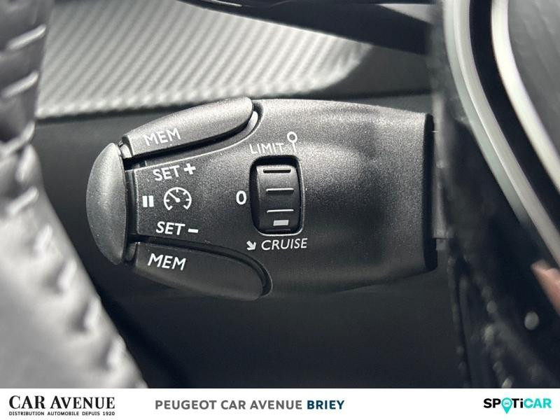 Used PEUGEOT 2008 1.2 Hybrid 145ch Style e-DCS6 2025 Gris Artense (M) € 30100 in Briey