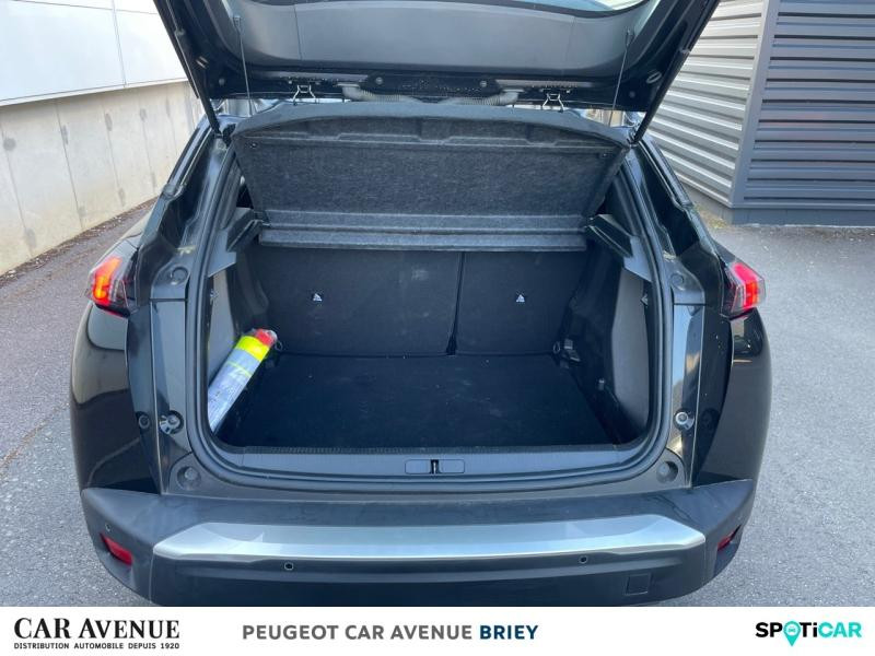 Used PEUGEOT 2008 INDISPONIBLE - 1.2 PureTech 100ch S&S Active 2021 Noir Onyx (O) € 14490 in Briey