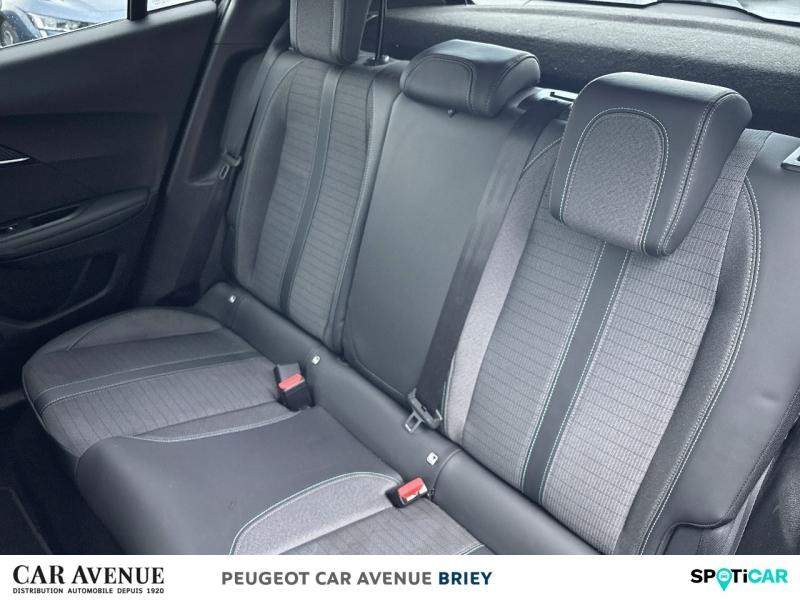 Used PEUGEOT 2008 1.2 PureTech 130ch S&S Allure EAT8 2021 Blanc Nacré (N) € 15990 in Briey