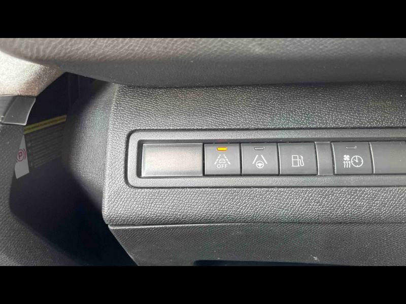 Used PEUGEOT 3008 HYBRID 225ch GT e-EAT8 2022 Gris Platinium (M) € 22990 in Briey