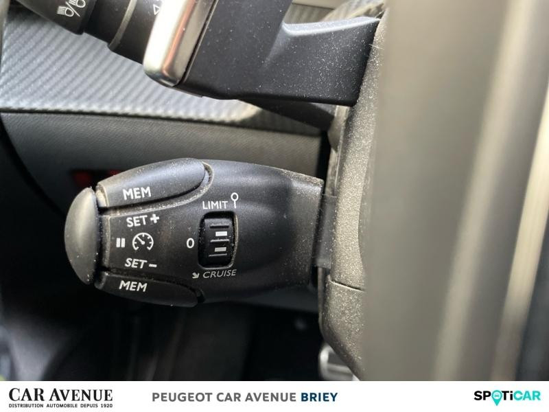 Used PEUGEOT 208 1.2 PureTech 100ch S&S GT EAT8 2021 Jaune € 14790 in Briey