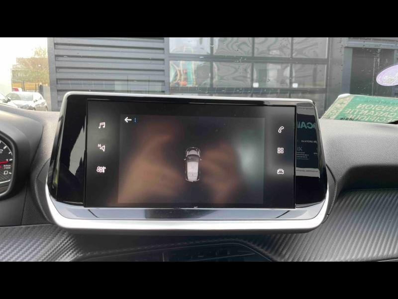 Used PEUGEOT 208 1.2 PureTech 100ch S&S Active Pack 2022 Blanc Banquise (O) € 12490 in Briey