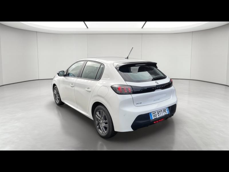 Used PEUGEOT 208 1.2 PureTech 100ch S&S Active Pack 2022 Blanc Banquise (O) € 12490 in Briey