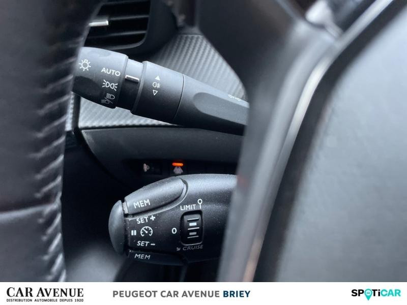 Used PEUGEOT 208 e-208 136ch Allure 2021 Bleu Vertigo (V) € 13990 in Briey