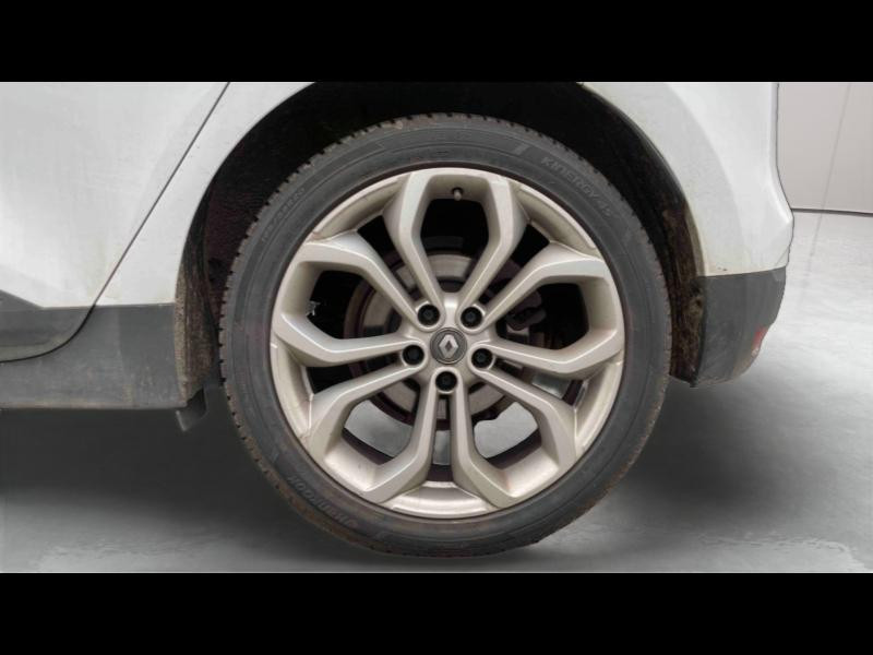 Used RENAULT Scenic 1.2 TCe 130ch energy Business 2017 Blanc Nacré/Noir Etoilé € 11490 in Briey