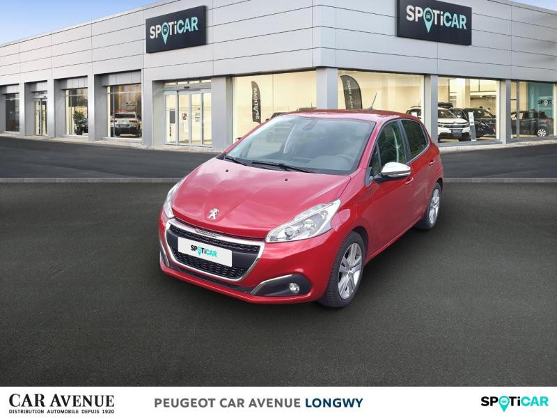 Peugeot 208 1 2 Puretech 82ch E6 C Signature 5p Occasion A 11390 Euros Au Garage Peugeot Longwy