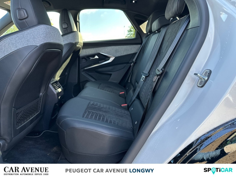Used PEUGEOT 3008 Electrique 210ch Batterie 73 kWh GT 2024 Blanc Okénite (M) € 46490 in Longwy