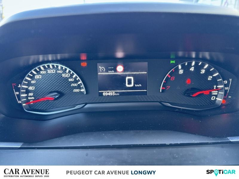 Used PEUGEOT 2008 1.2 PureTech 130ch S&S Allure 2021 Gris Platinium (M) € 15490 in Longwy