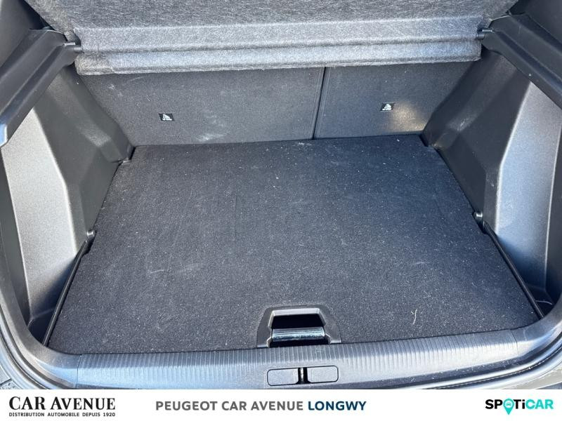 Used PEUGEOT 2008 1.2 PureTech 130ch S&S Allure 2021 Gris Platinium (M) € 15490 in Longwy