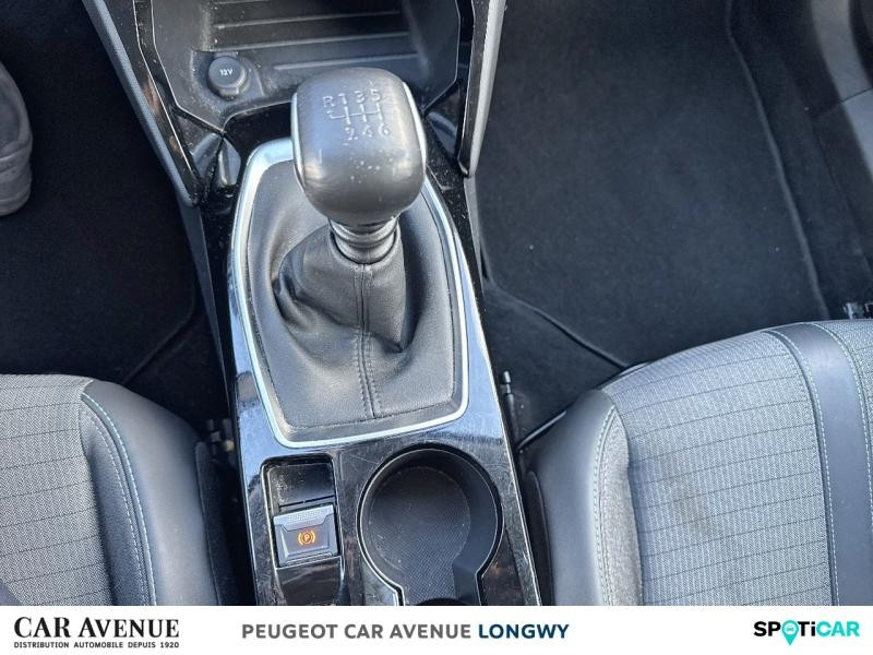 Used PEUGEOT 2008 1.2 PureTech 130ch S&S Allure 2021 Gris Platinium (M) € 15490 in Longwy