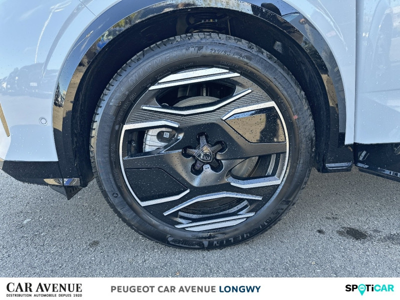 Used PEUGEOT 3008 Electrique 210ch Batterie 73 kWh GT 2024 Blanc Okénite (M) € 46490 in Longwy