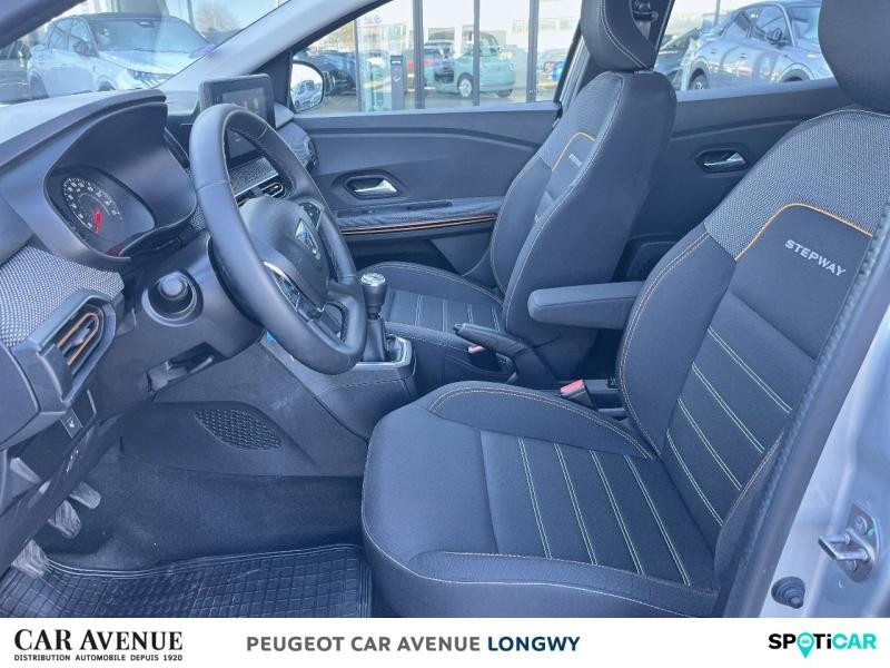Used DACIA Sandero 1.0 TCe 90ch Stepway Confort 2021 Gris Highland € 14290 in Longwy