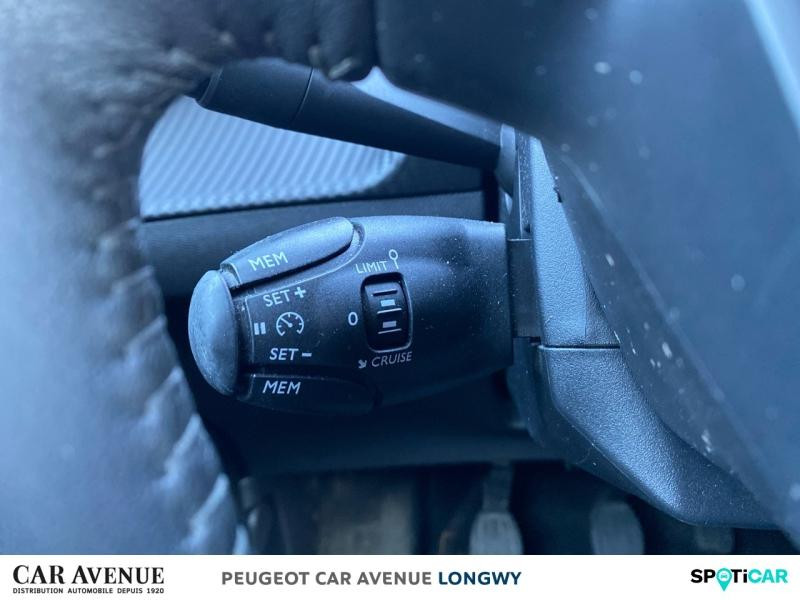 Occasion PEUGEOT 2008 1.2 PureTech 100ch S&S Active 2023 Bleu Vertigo (S) 14290 € à Longwy