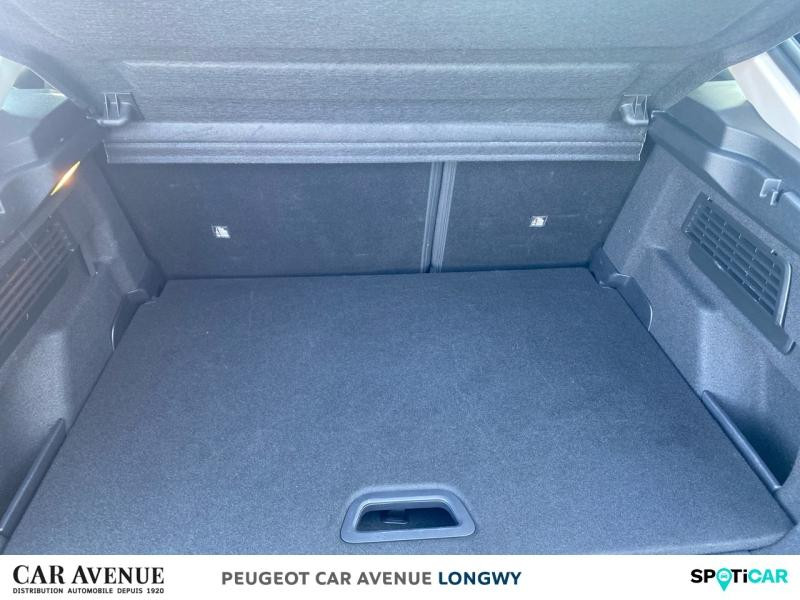 Used CITROEN C4 PureTech 130ch S&S Feel Pack 2023 Noir Perla Nera (N) € 16890 in Longwy