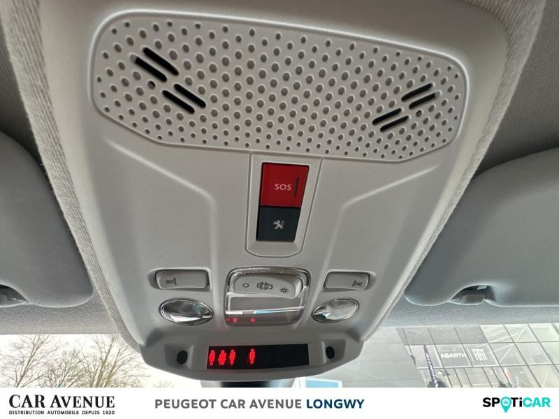 Used PEUGEOT 208 1.2 PureTech 100ch S&S Allure 118g 2021 Blanc nacré € 14890 in Longwy
