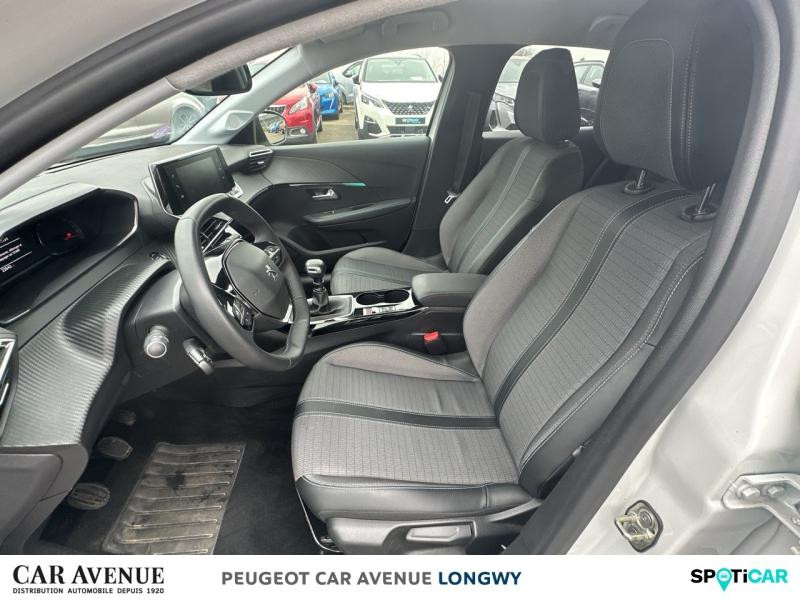 Used PEUGEOT 208 1.2 PureTech 100ch S&S Allure 118g 2021 Blanc nacré € 14890 in Longwy