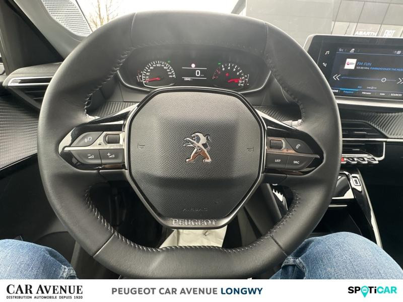 Used PEUGEOT 208 1.2 PureTech 100ch S&S Allure 118g 2021 Blanc nacré € 14890 in Longwy