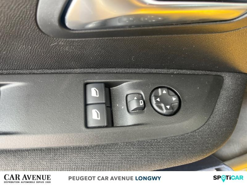 Occasion PEUGEOT 208 1.2 PureTech 100ch S&S Active Business EAT8 2020 Jaune Faro 13890 € à Longwy